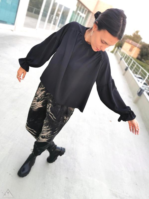 Blusa Corta Frou Frou