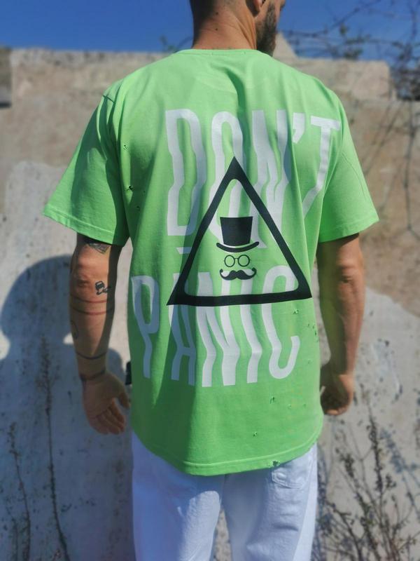 T-Shirt Don't Panic
