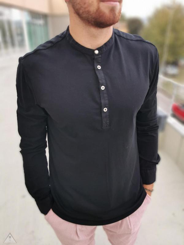 Tshirt nera Serafino camicia